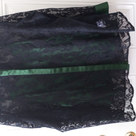 MODCLOTH. - Picture 5 of 5